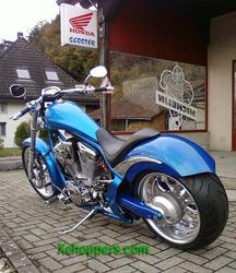 Andy Zihler - Aargau, Switzerland - 2010 Fury with big tire kit